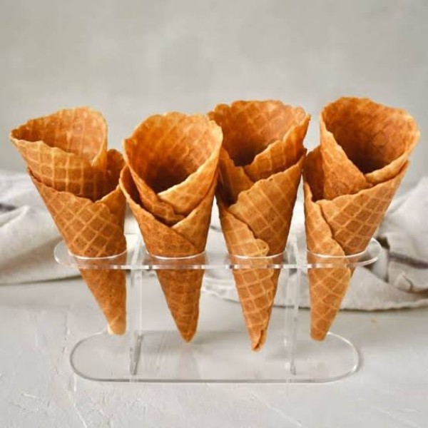 ICE CREAM CONE